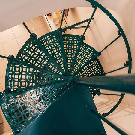 Escape - By Viva Domus *